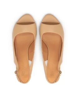 Skórzane sandały na obcasie z zakrytymi bokami