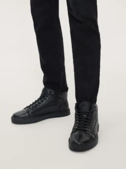 Skórzane sneakersy męskie w modnym wydaniu