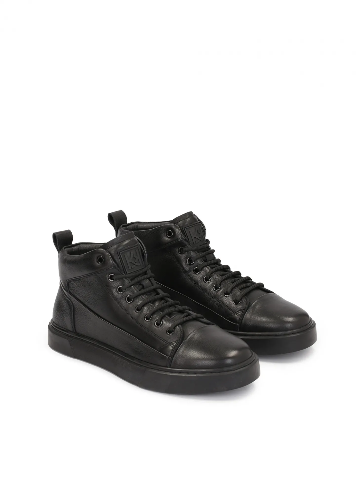 Skórzane sneakersy męskie w modnym wydaniu