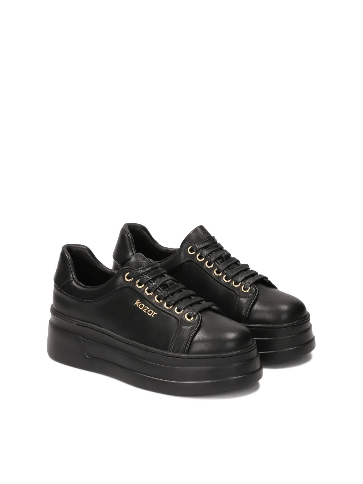 Skórzane sneakersy na grubej prostej podeszwie