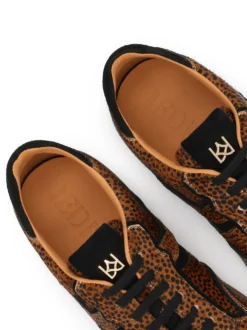 Sneakersy ze skóry z naturalnym włosiem