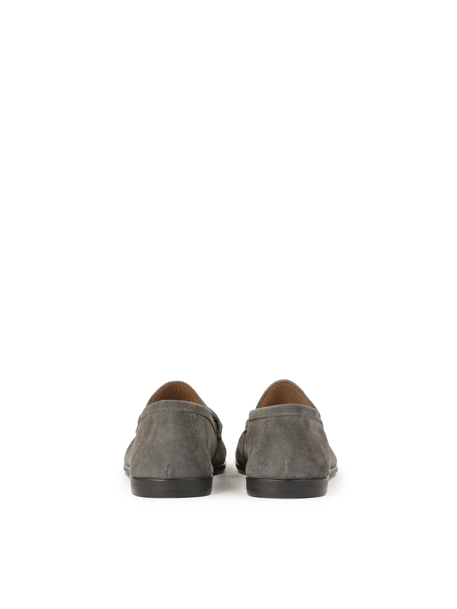 Szare loafersy z zamszu
