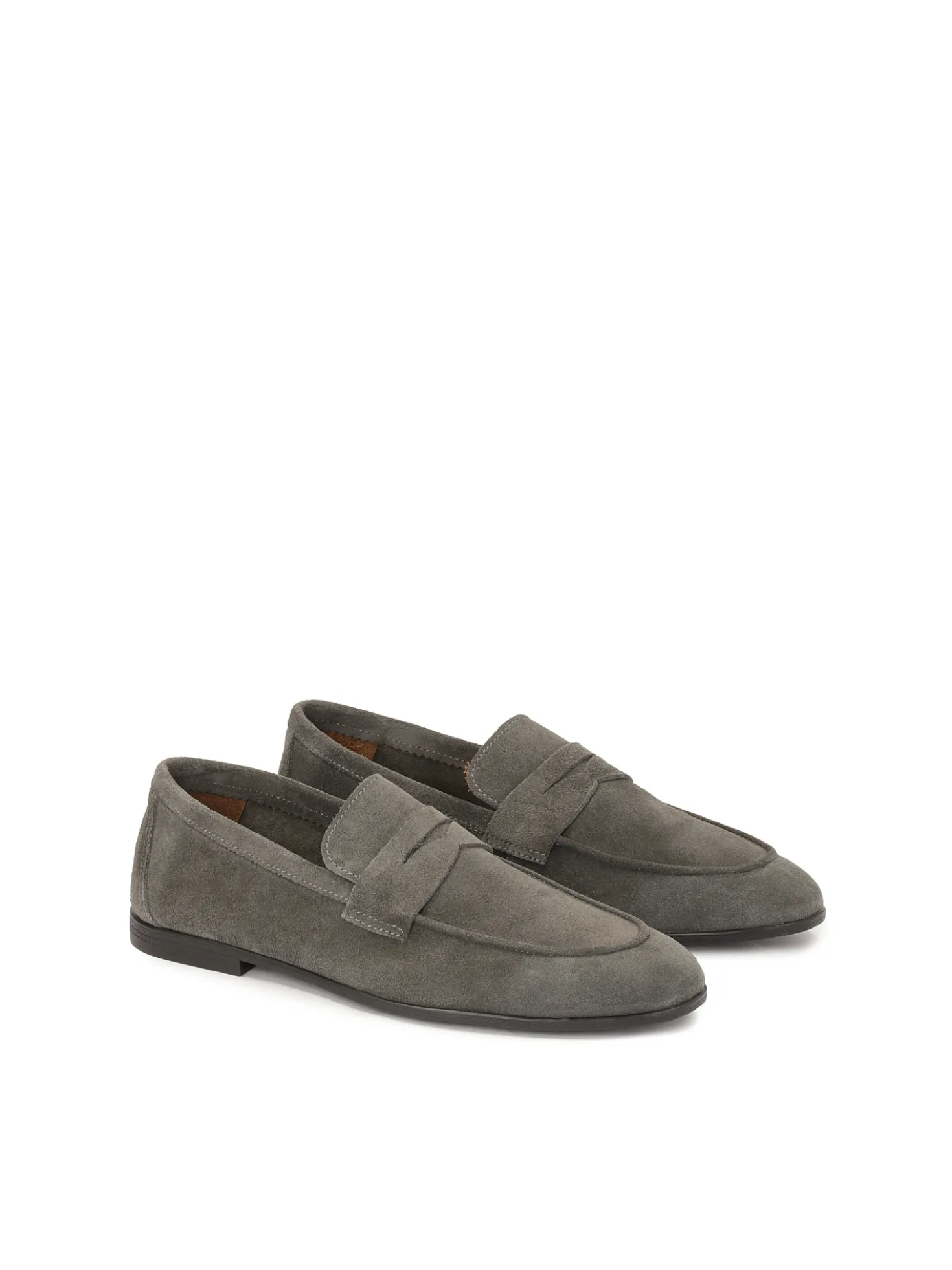 Szare loafersy z zamszu