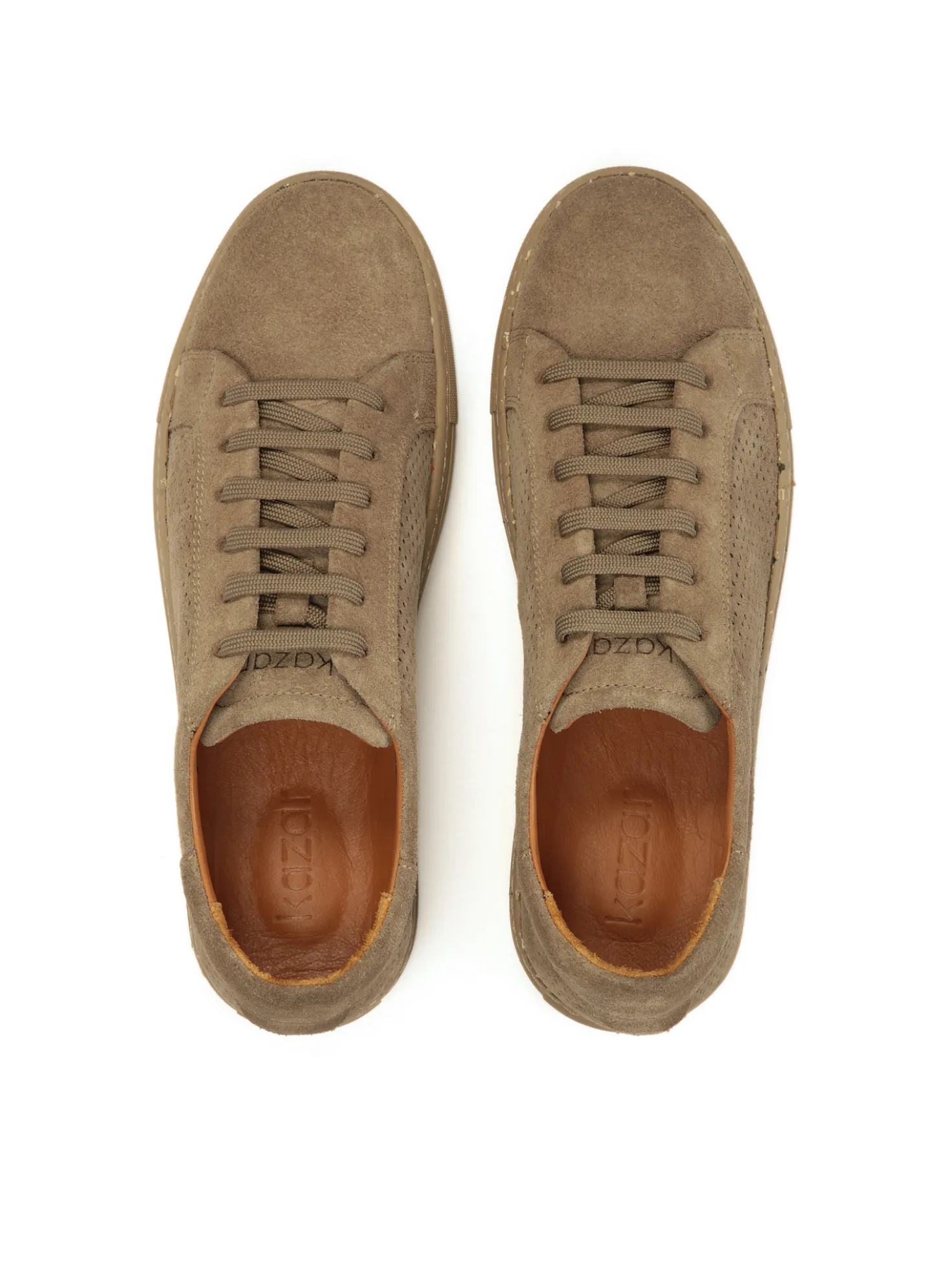 Taupe sneakersy z perforacją na cholewce