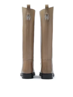 Wsuwane kozaki oficerki w kolorze taupe