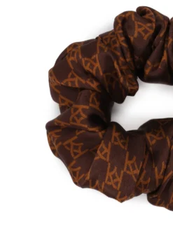 Wzorzysta gumka do włosów scrunchie z satyny jedwabnej