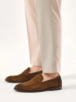 Zamszowe loafersy w brązowym kolorze